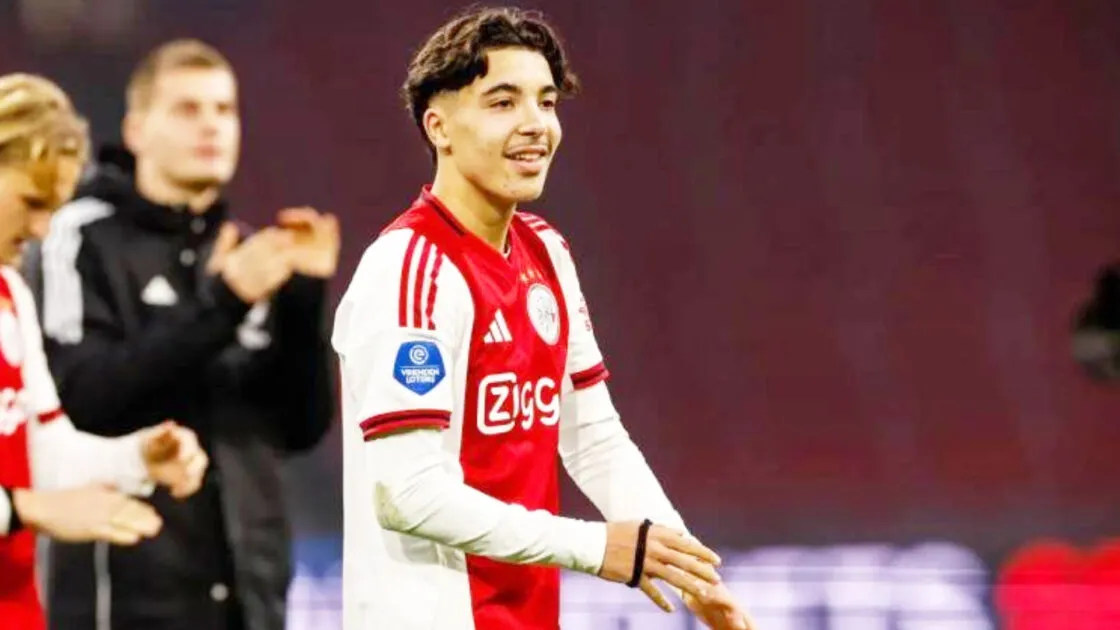 ريان بونيدة يحسم مستقبله الدولي بشكل رسمي