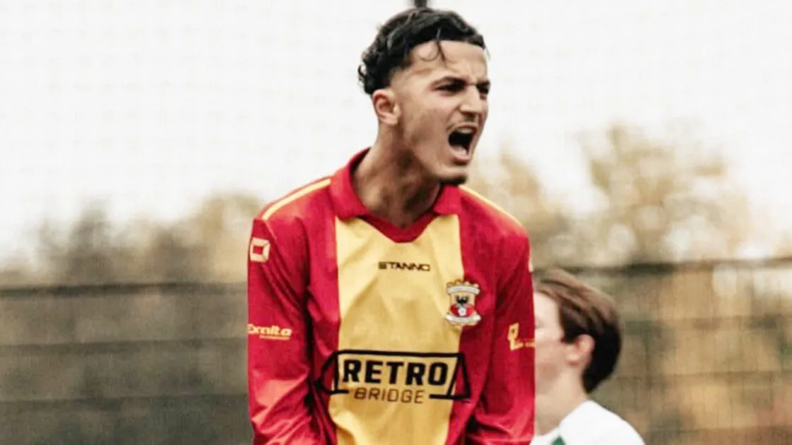 عدنان البوجوفي يقترب من الانتقال إلى فينورد الهولندي