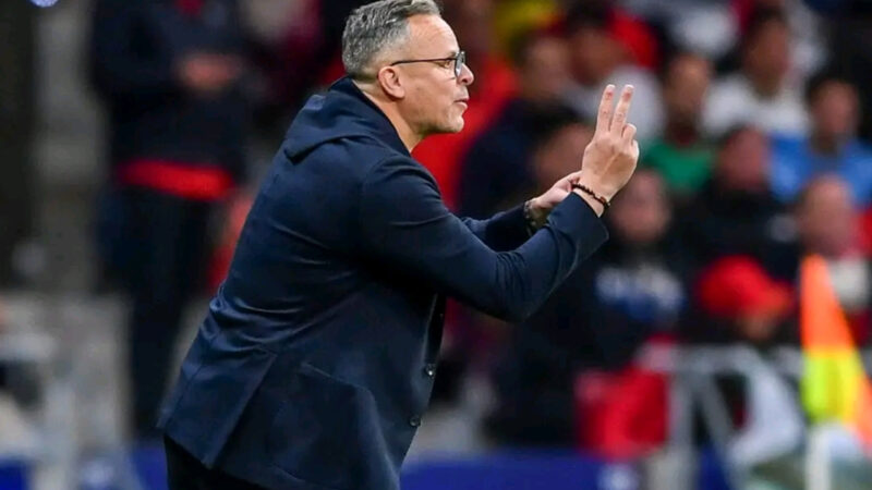 محمد وهبي يستهل أول اختبار مع المنتخب المغربي بقرارات غير موفقة