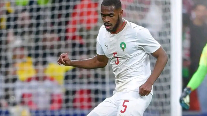 المنتخب المغربي عيسى ديوب يفرض نفسه… والدفاع المغربي على صفيح المنافسة