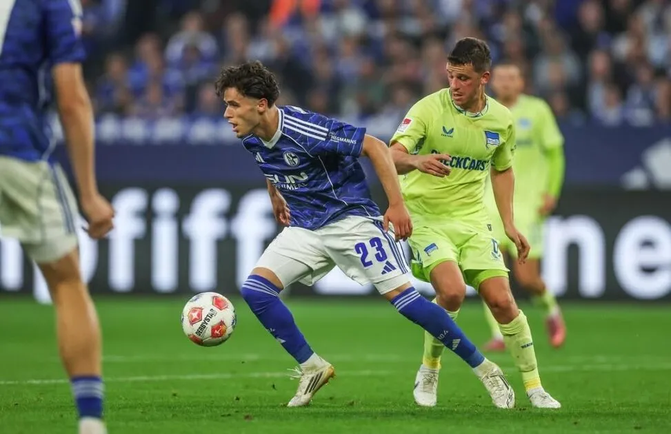 سفيان الفوزي يختار تمثيل المنتخب المغربي