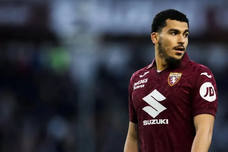 زكرياء أبو خلال يعيش وضعا معقدا مع تورينو الإيطالي