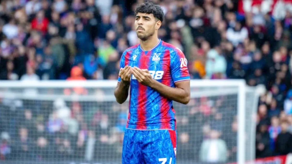 وضعية شادي رياض مع كريستال بالاس الانجليزي قد تبعده عن المنتخب المغربي