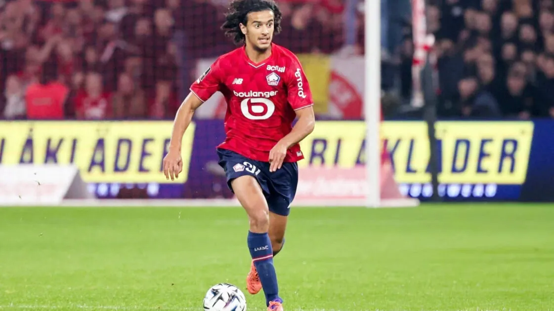 أيوب بوعدي يماطل و موقفه بخصوص المنتخب المغربي يغضب الأنصار