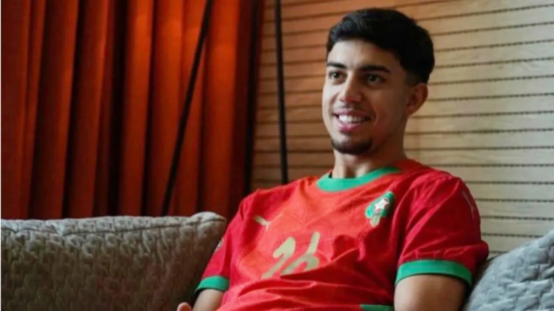 إلياس أخوماش يثير الجدل بخصوص احتضان نهائي كأس العالم 2030