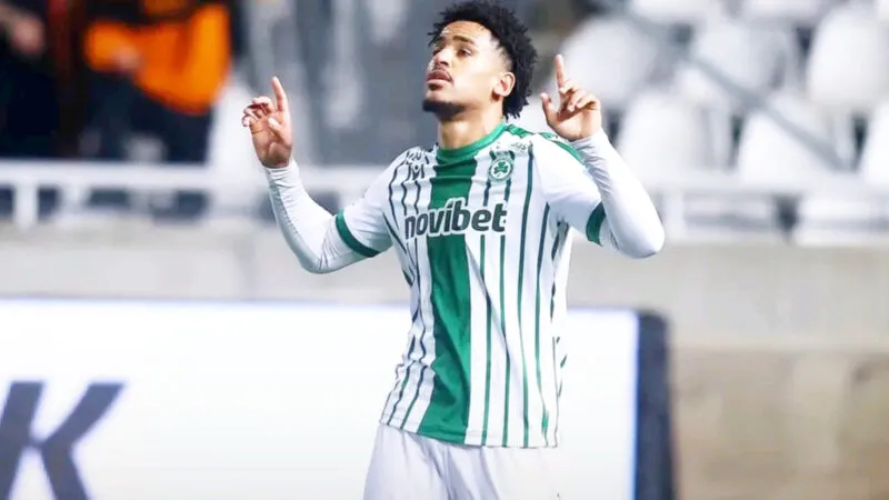 ريان مايي مهاجم يتألق في الدوري القبرصي و يواجه سوء الحظ مع المنتخب المغربي