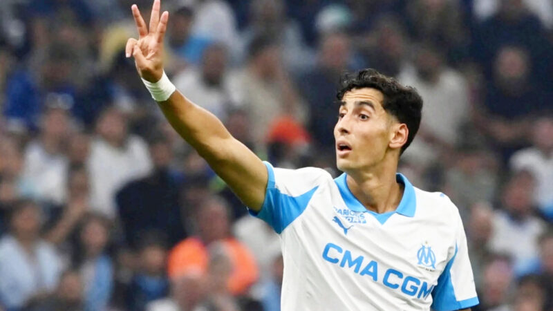 المنتخب المغربي الإصابة تنهي موسم نايف أكرد و اللاعب خارج المنتخب المغربي