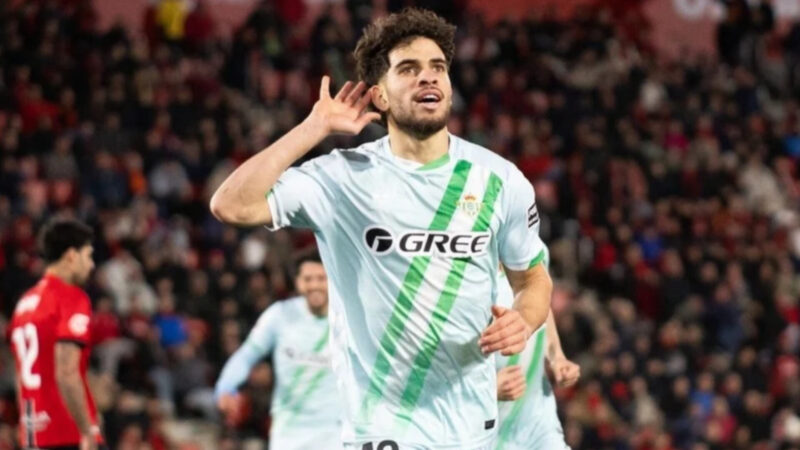 عبد الصمد الزلزولي أحد أهداف برشلونة الإسباني في الميركاتو الصيفي