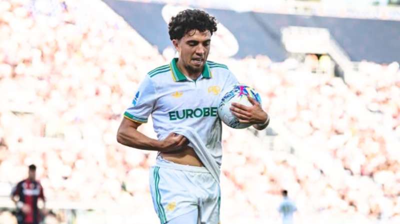 نائل العيناوي يرد بطريقته على المدرب جيان بييرو غاسبريني