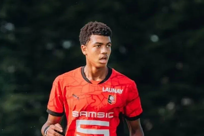 بوروسيا دورتموند يدخل سباق التعاقد مع عبد الحميد آيت بودلال