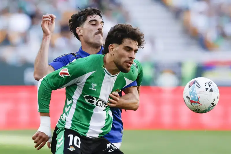 عبد الصمد الزلزولي يحدث زلزال كبير في الدوري الإسباني
