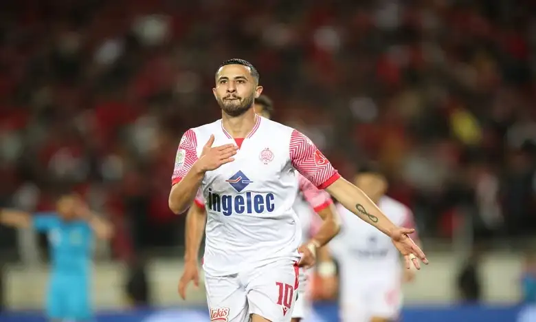 الوداد الرياضي يقترب من حسم عودة صانع ألعابه أيمن الحسوني