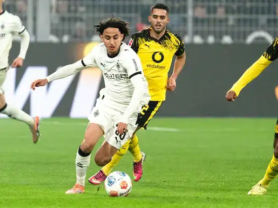 بروسيا دورتموند يخطط لضم الموهبة المغربية وائل موحيا