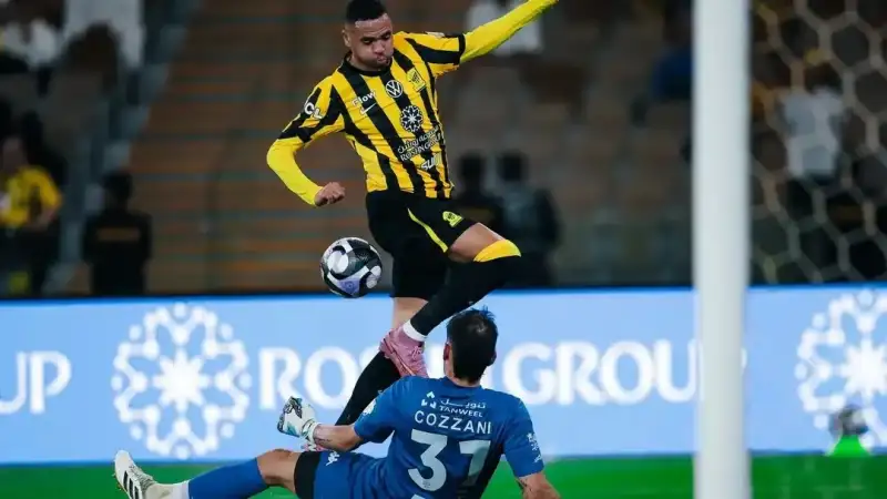 صراع سعودي مبكر للظفر بخدمات المغربي يوسف النصيري