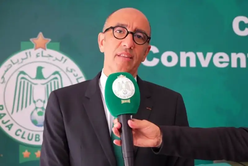 درب الجيش و الوداد..الرجاء يقترب من حسم هوية مدربه الجديد