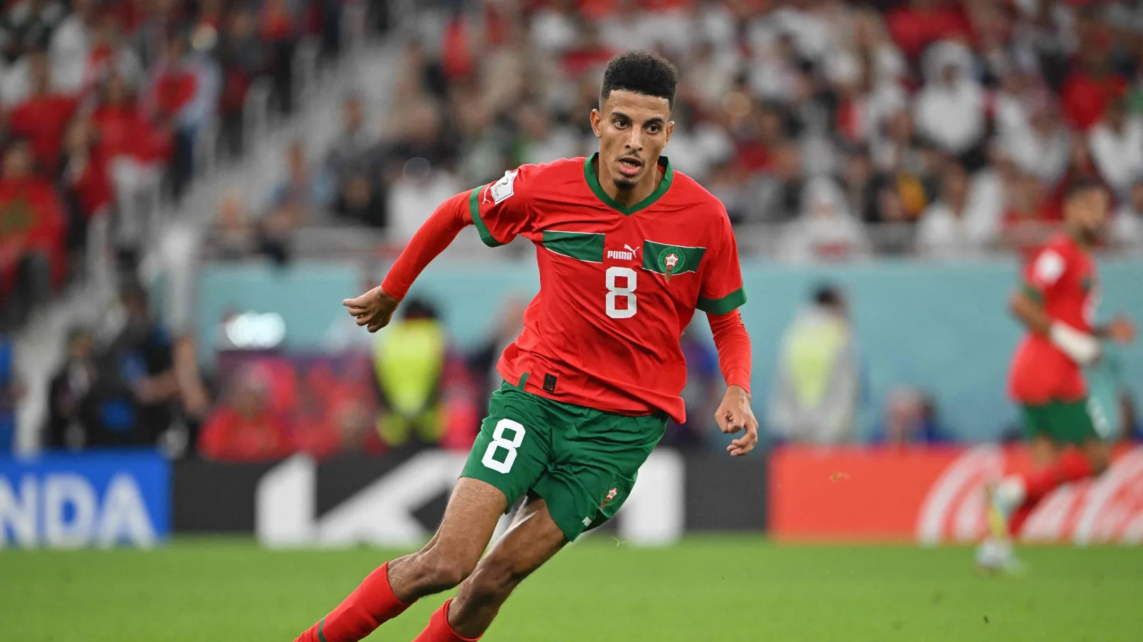 الاتحاد السعودي يقدم عرضاً ضخماً لخطف أوناحي من جيرونا