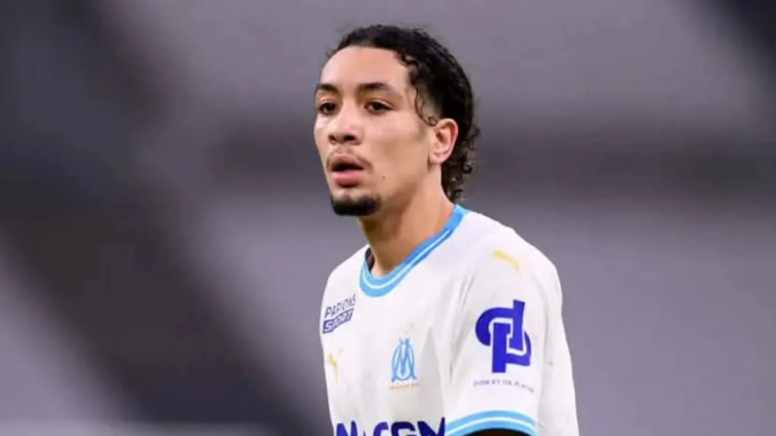 بلال نادر يغادر مارسيليا الفرنسي إلى الدوري الألماني