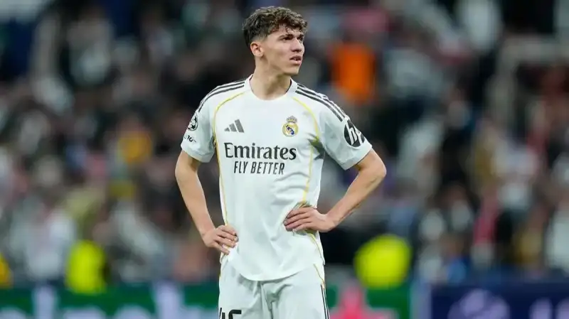 موهبة ريال مدريد تياغو بيتارش يرفض حسم مستقبله الدولي ويلمح للمغرب
