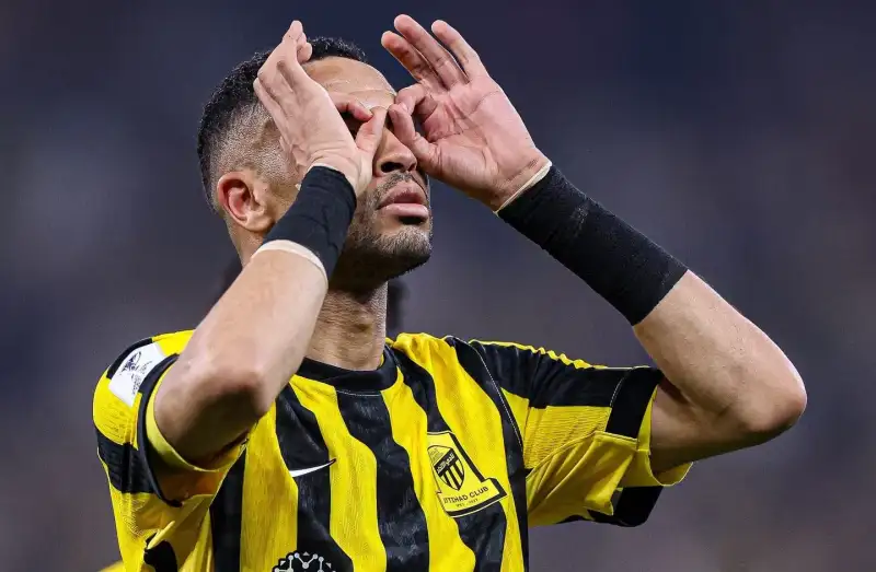 غموض يلف مستقبل النصيري مع الاتحاد وتقارير سعودية تكشف عن بديله