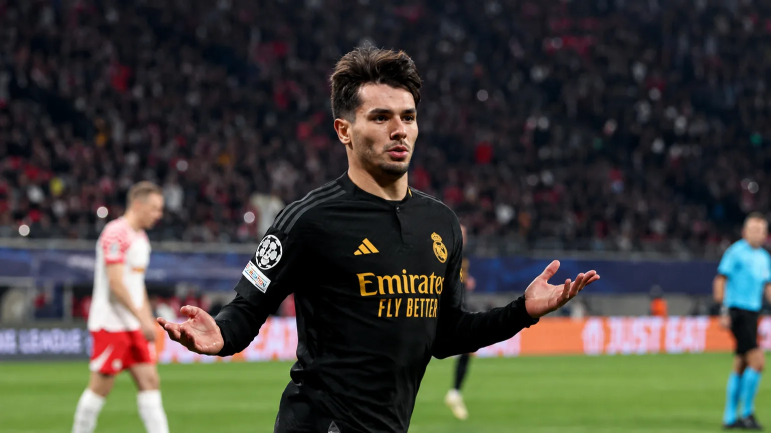 ريال مدريد يحصن دياز بعقد طويل الأمد ويؤمن استمراره بالفريق