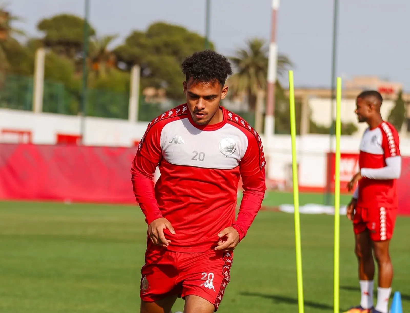 الوداد.. البوليفي بانياغوا يغيب عن التداريب ووكيله يفاوض نادياً مجرياً