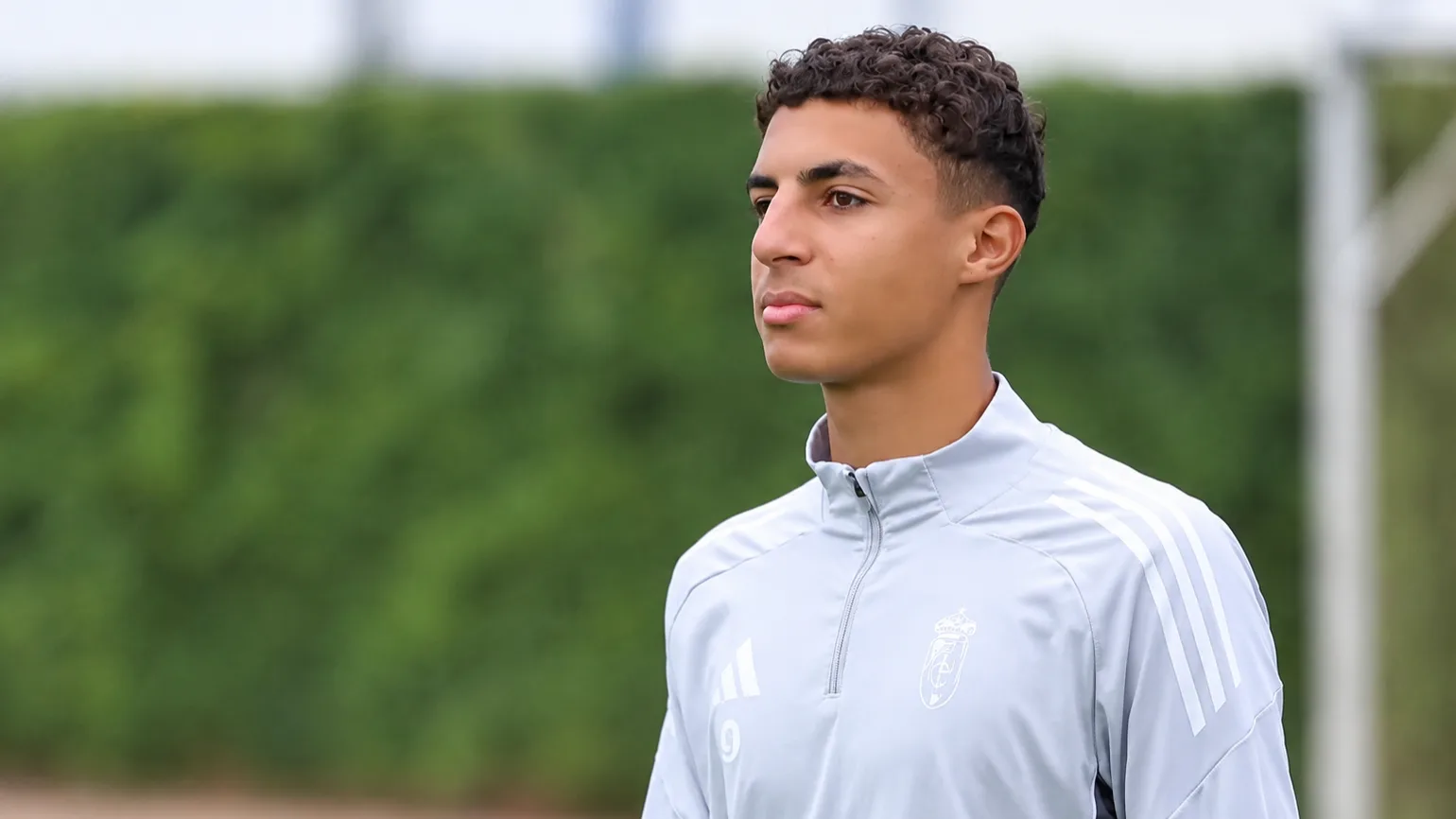 ريال مدريد يقترب من ضم الموهبة المغربية ريان زينبي من غرناطة