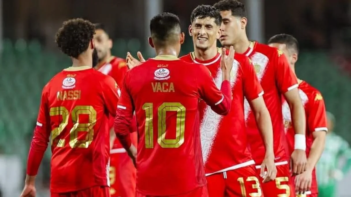 المغرب الفاسي يطرق باب الوداد لضم ثلاثة لاعبين