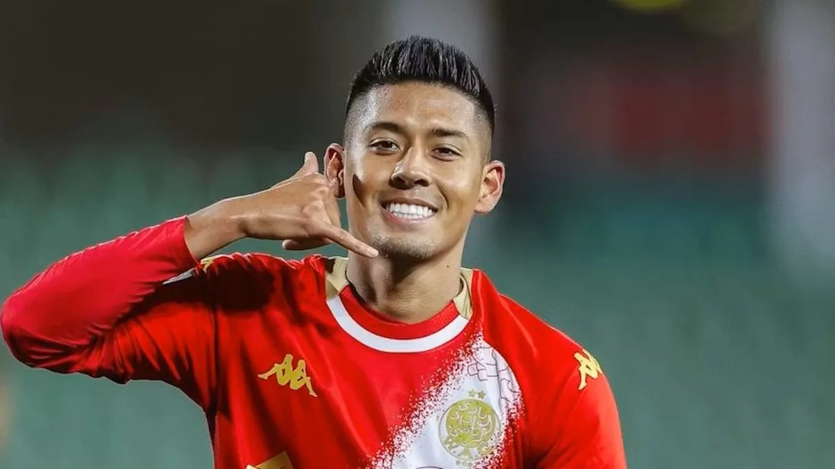 الوداد الرياضي يعير نجمه البوليفي راميرو فاكا إلى خورفكان الإماراتي